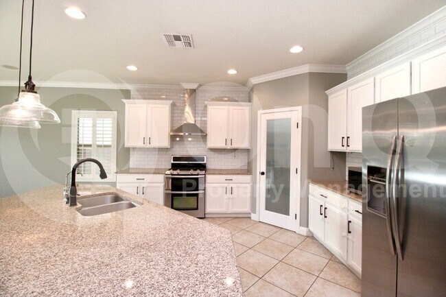 1641 W Red Bird Rd Phoenix, AZ 85085 photo 3