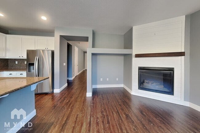 3565 Markley Creek Dr photo 2