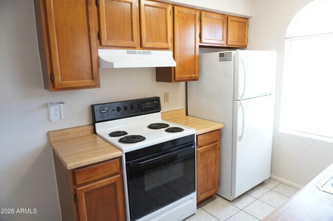 10610 S 48th St Phoenix, AZ 85044 photo 4