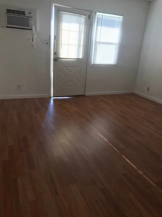 2140 California St Concord, CA 94520 photo 5