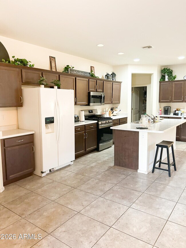 26758 N 172nd Ln Surprise, AZ 85387 photo 4