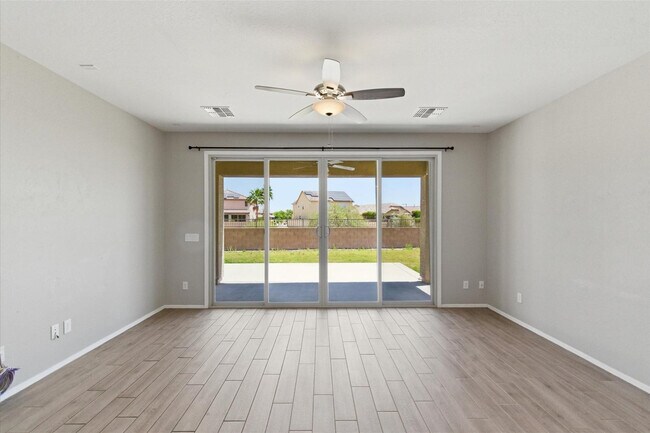 26129 N 133rd Ave Peoria, AZ 85383 photo 3