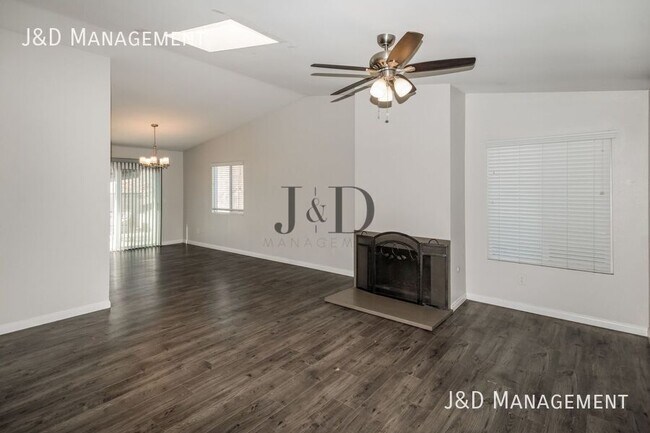 5690 Cervantes Ave San Diego, CA 92114 photo 4