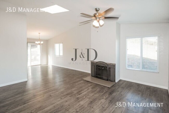 5690 Cervantes Ave San Diego, CA 92114 photo 5