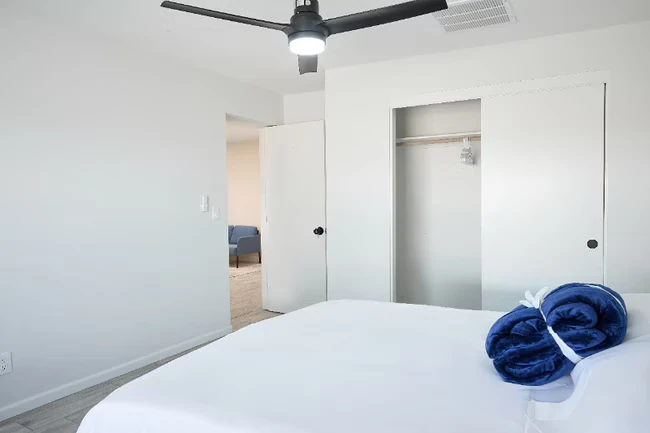 1630 E 12th St Tempe, AZ 85281 photo 2