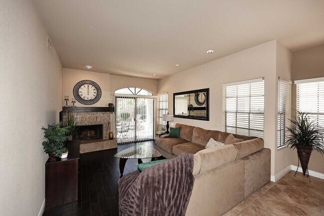 10019 E Mountain View Rd Scottsdale, AZ 85258 photo 4