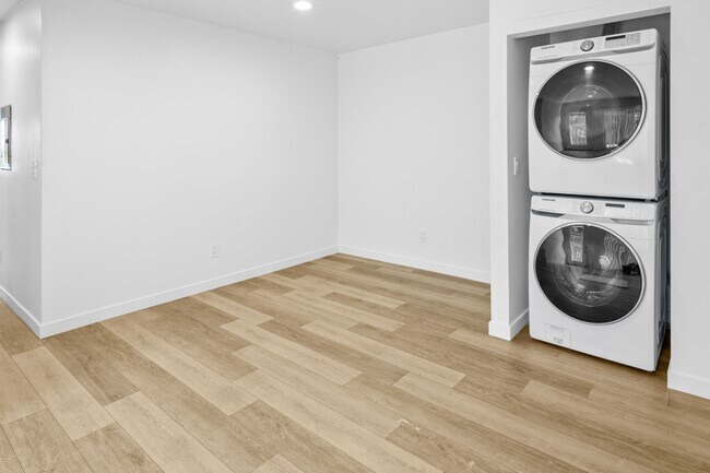5677 Dorothy Way San Diego, CA 92115 photo 4