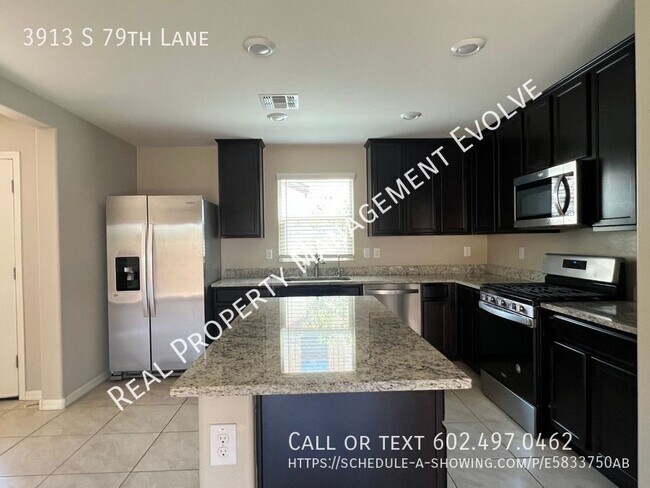 3913 S 79th Ln Phoenix, AZ 85043 photo 3