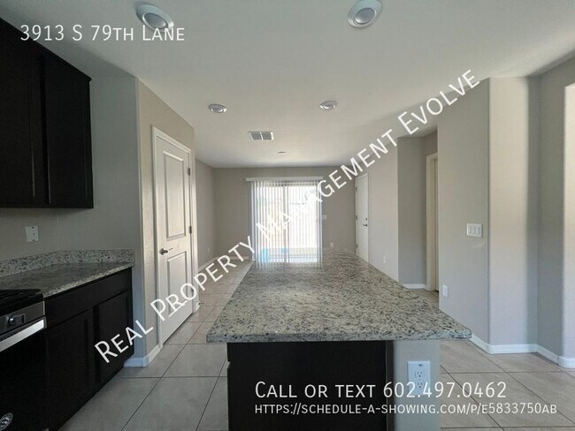 3913 S 79th Ln Phoenix, AZ 85043 photo 5