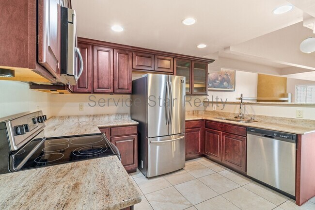 33 W Missouri Ave Phoenix, AZ 85013 photo 2