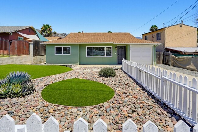 1463 Sweetwater Ln Spring Valley, CA 91977 photo 2