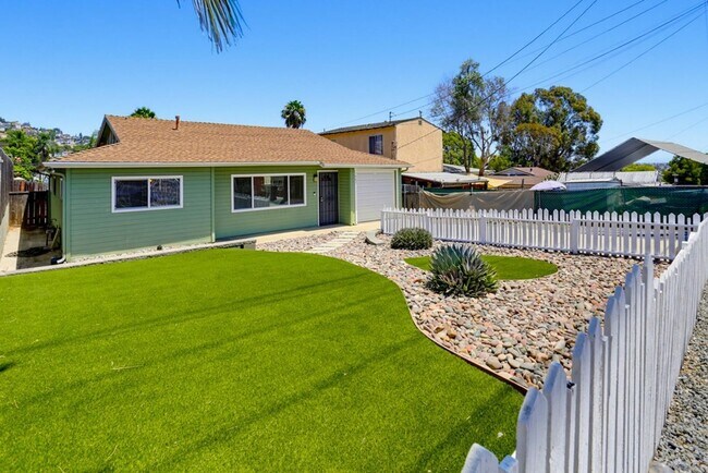 1463 Sweetwater Ln Spring Valley, CA 91977