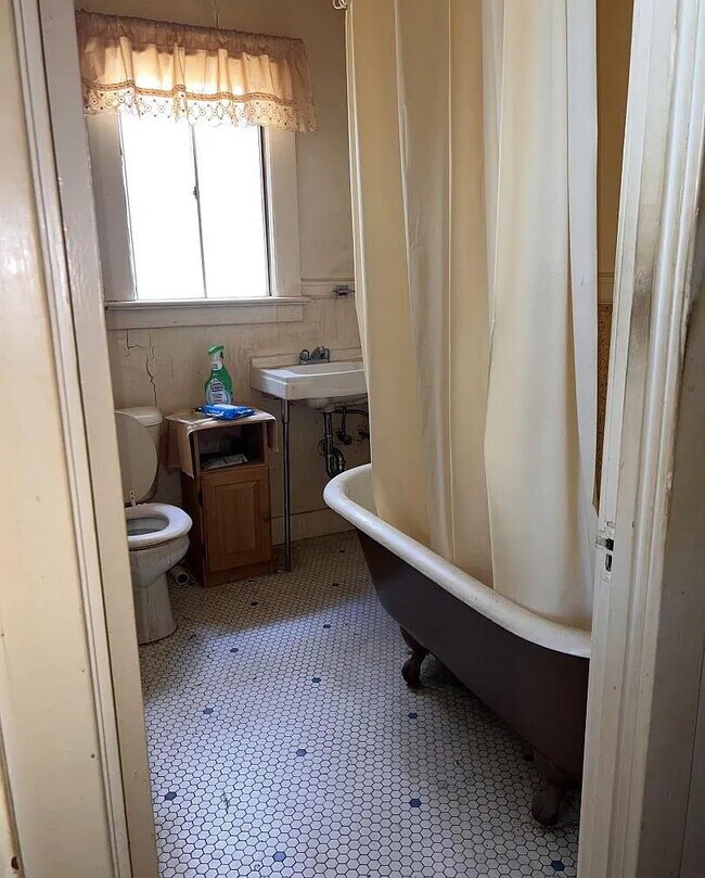 32 Laura St San Francisco, CA 94112 photo 5