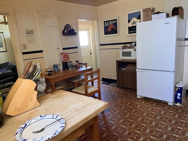 32 Laura St San Francisco, CA 94112 photo 2