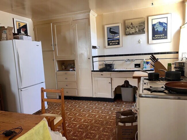 32 Laura St San Francisco, CA 94112 photo 3