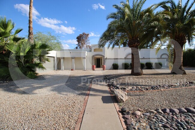 6149 E Delcoa Ave Scottsdale, AZ 85254 photo 5