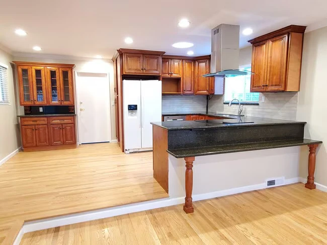 6211 Cloverhill Dr San Jose, CA 95120 photo 2