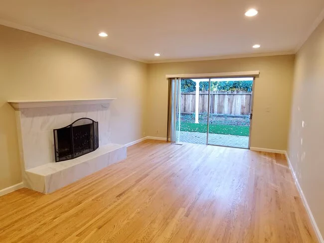 6211 Cloverhill Dr San Jose, CA 95120 photo 4