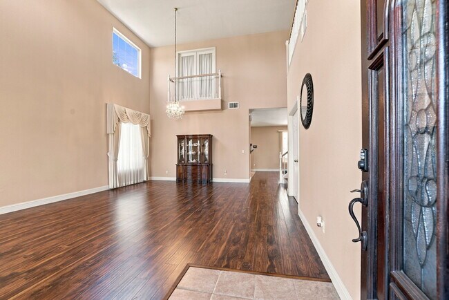 204 Millbrook Dr Pittsburg, CA 94565 photo 3