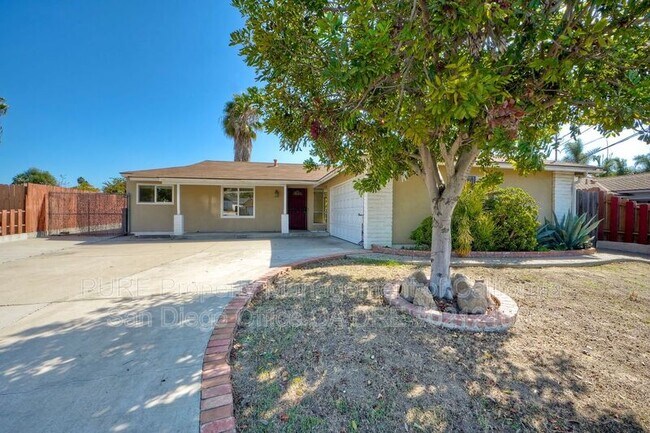 727 Melrose Pl Vista, CA 92083 photo 3