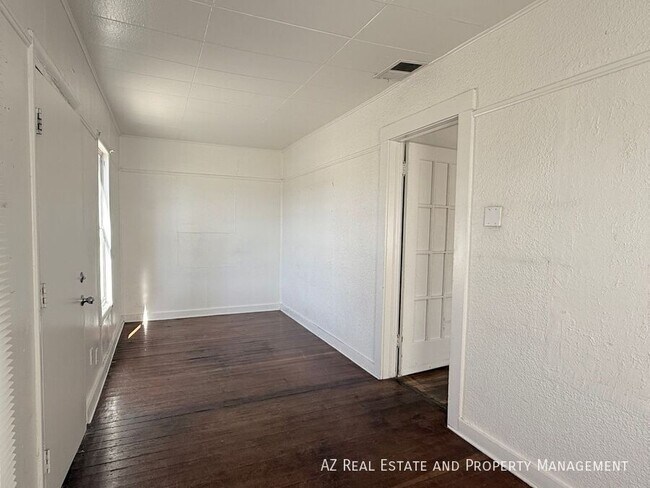 3809 N 9th Pl Phoenix, AZ 85014 photo 5