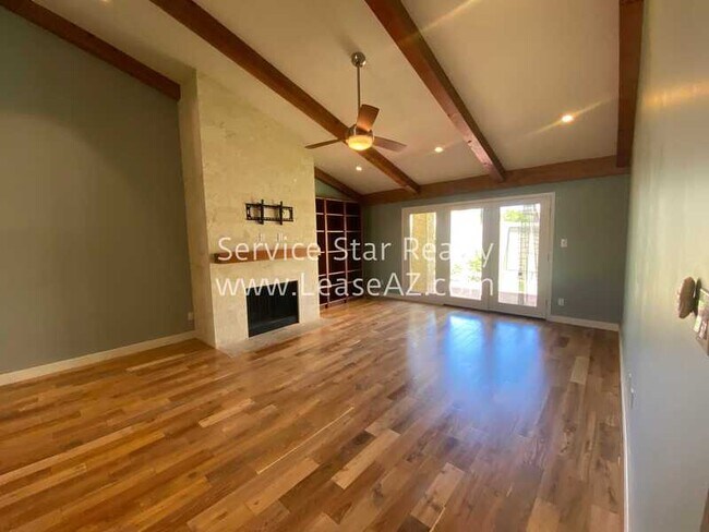 7810 E Medlock Dr Scottsdale, AZ 85250 photo 3