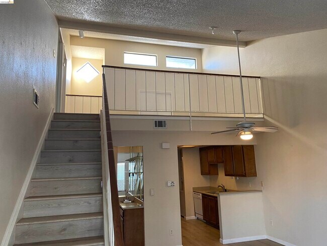 5835 Yawl St Discovery Bay, CA 94505 photo 3