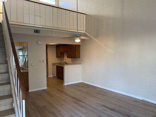 5835 Yawl St Discovery Bay, CA 94505 photo 2