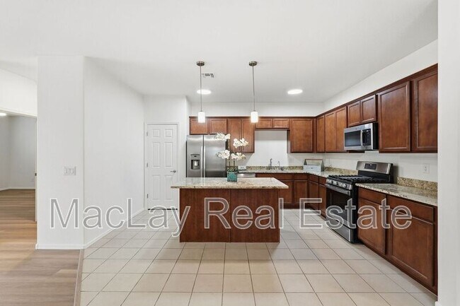 3173 N Excursion ln photo 3