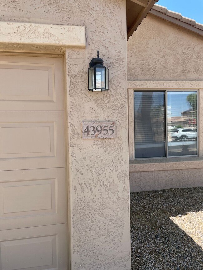43955 Colby Dr Maricopa, AZ 85138 photo 3