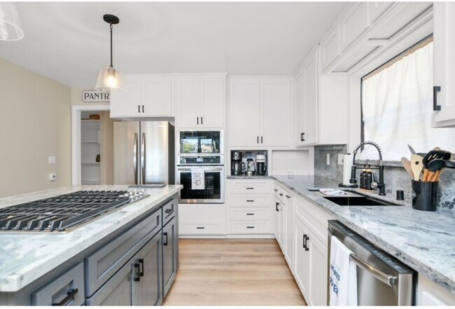 1923 Seal Way Discovery Bay, CA 94505 photo 5