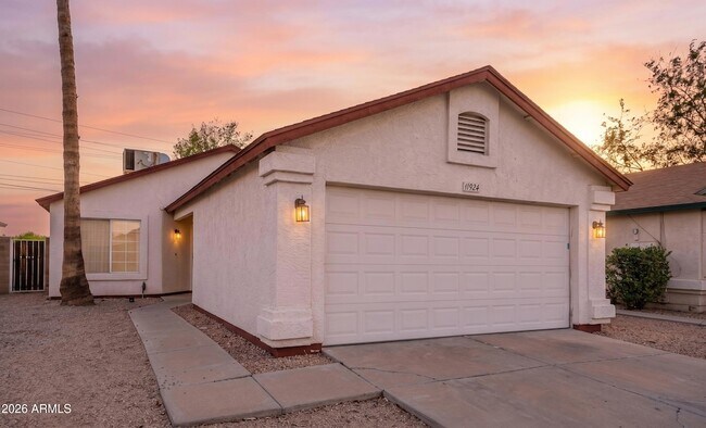 11924 N 74th Ln photo 2