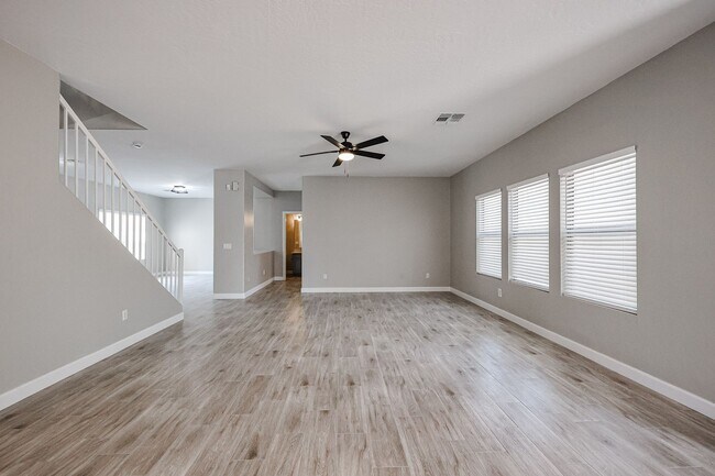 1121 S Bedford Pl Chandler, AZ 85286 photo 4