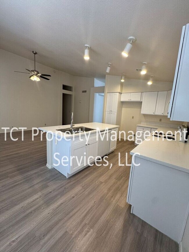 6464 E Russell St Mesa, AZ 85215 photo 5