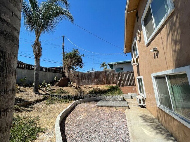 2657 Buena Vista Ave Lemon Grove, CA 91945