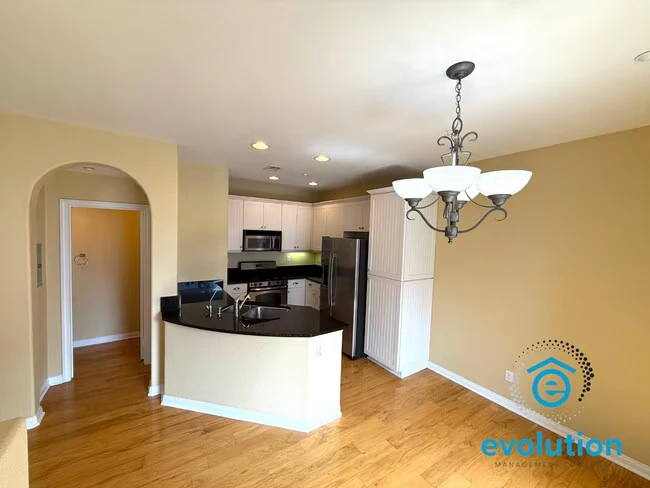 810 Harbor Cliff Way Oceanside, CA 92054 photo 5