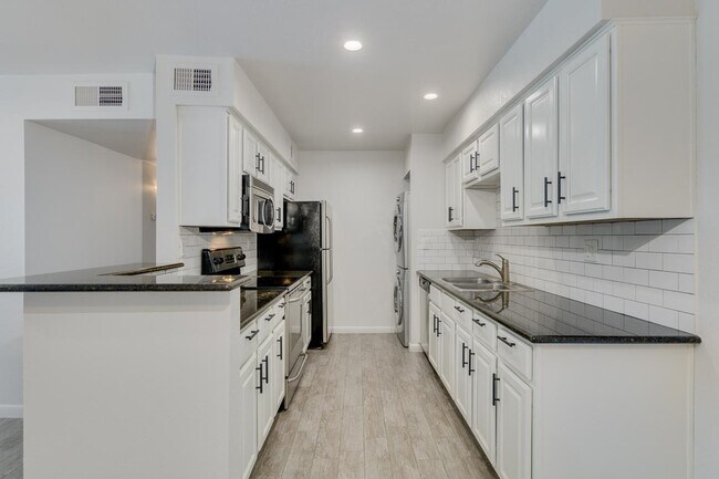 5995 N 78th St Scottsdale, AZ 85250 photo 4