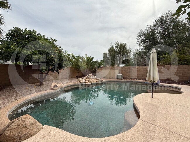 5184 W Geronimo St Chandler, AZ 85226 photo 3