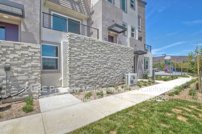 3559 Via Nido Carlsbad, CA 92009 photo 4