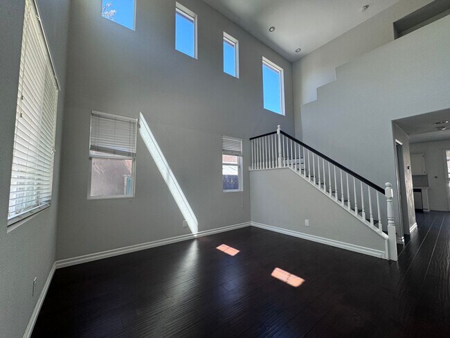 31050 Hidden Lake Rd Murrieta, CA 92563 photo 5