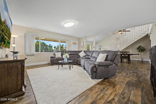 2837 W Union Hills Dr Phoenix, AZ 85027 photo 3