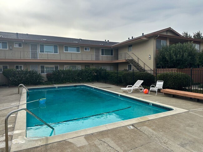 1357 Phelps Ave San Jose, CA 95117