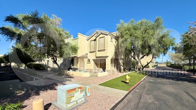 6710 E University Dr Mesa, AZ 85205 photo 3