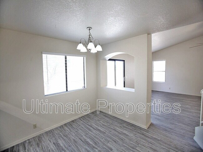 4645 N 99th Dr Phoenix, AZ 85037 photo 5