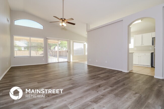12509 W Palm Ln Avondale, AZ 85392 photo 5
