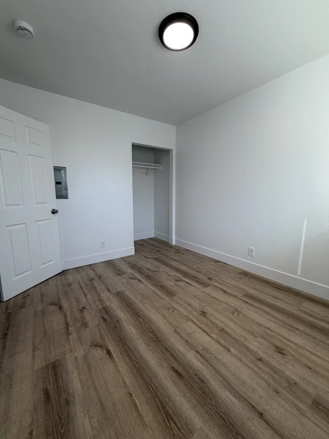 7560 North Ave Lemon Grove, CA 91945 photo 4