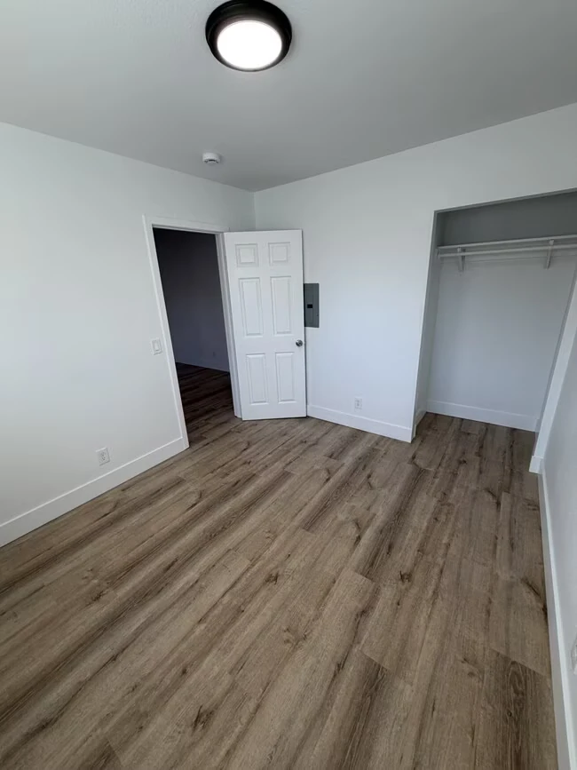 7560 North Ave Lemon Grove, CA 91945 photo 3