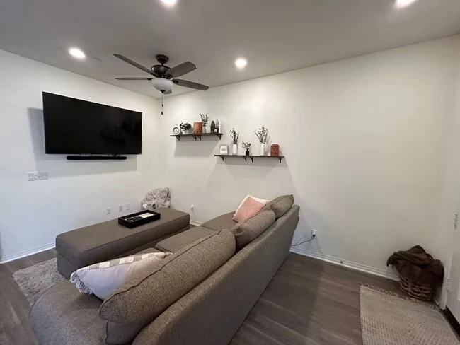 24145 Dolcetto Ave Murrieta, CA 92562 photo 3