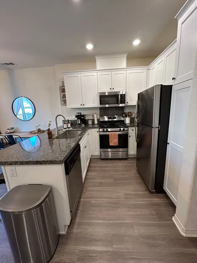 24145 Dolcetto Ave Murrieta, CA 92562 photo 5