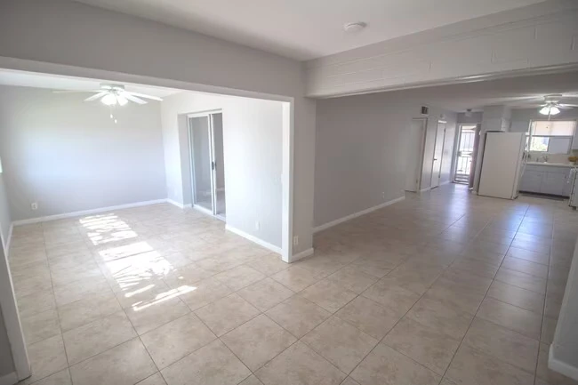 6721 E McDowell Rd Scottsdale, AZ 85257 photo 3